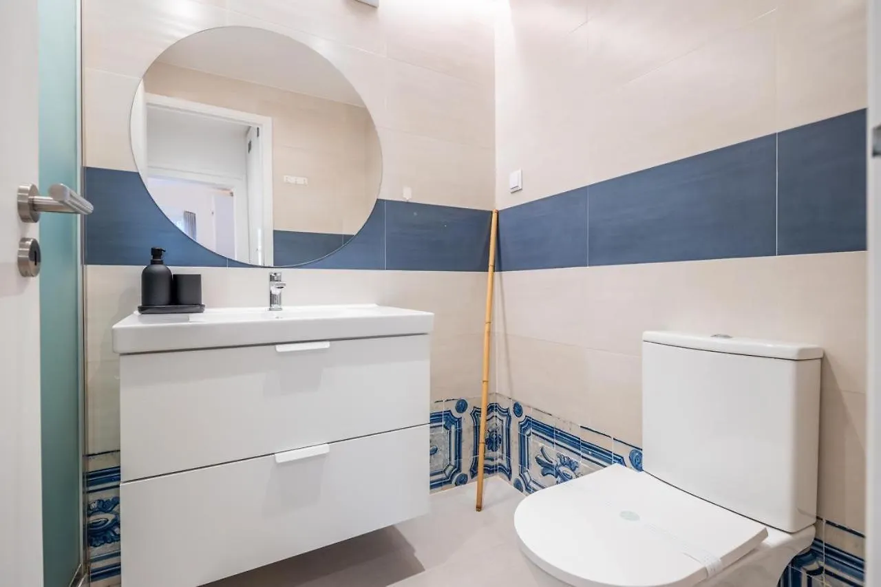 Lisbon'S Gem: Moorish Arch Studio Near River Acces Apartman