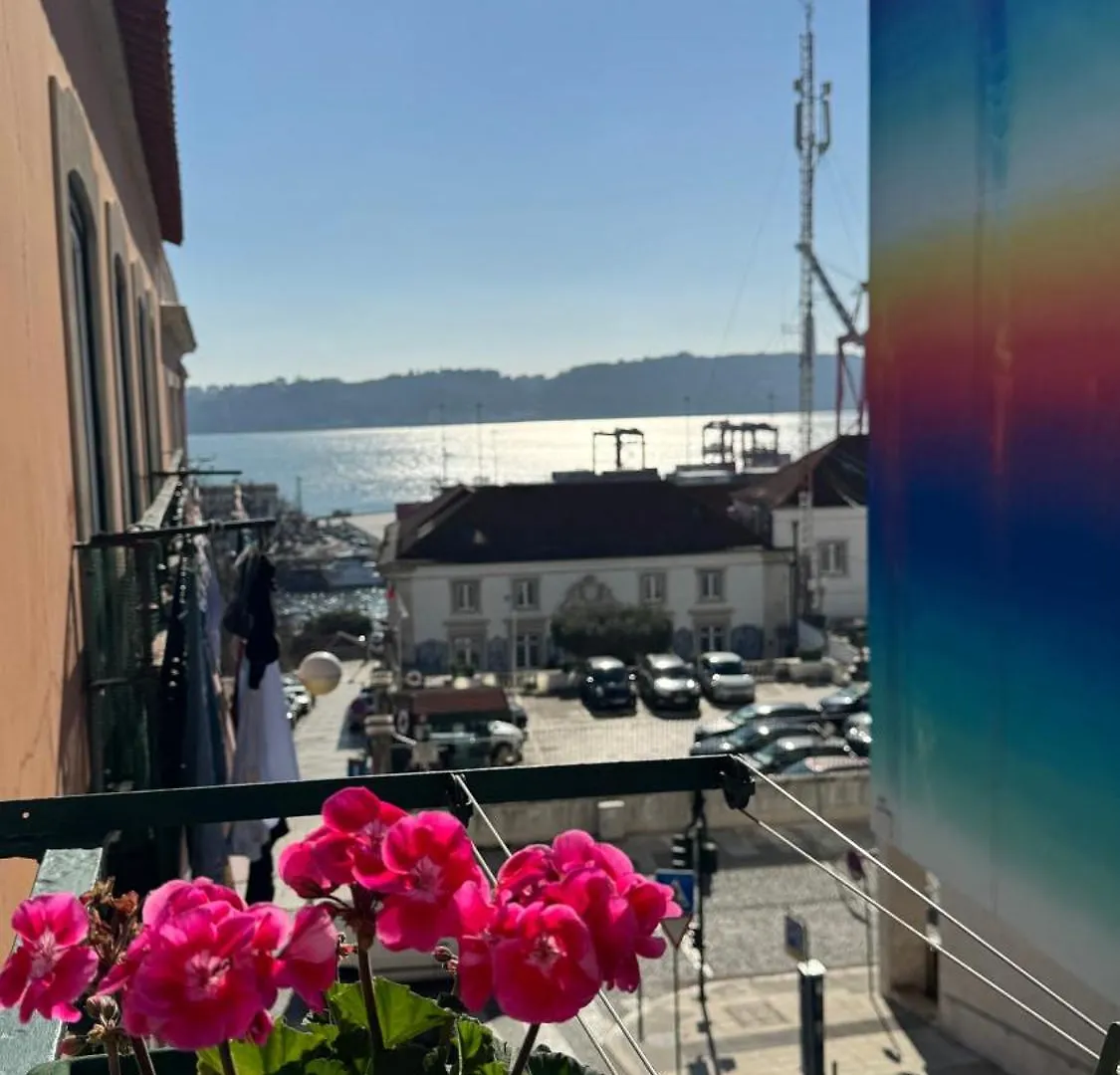 Apartman Lisbon'S Gem: Moorish Arch Studio Near River Acces